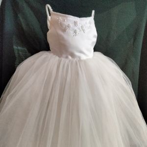 David's Bridal ivory dress